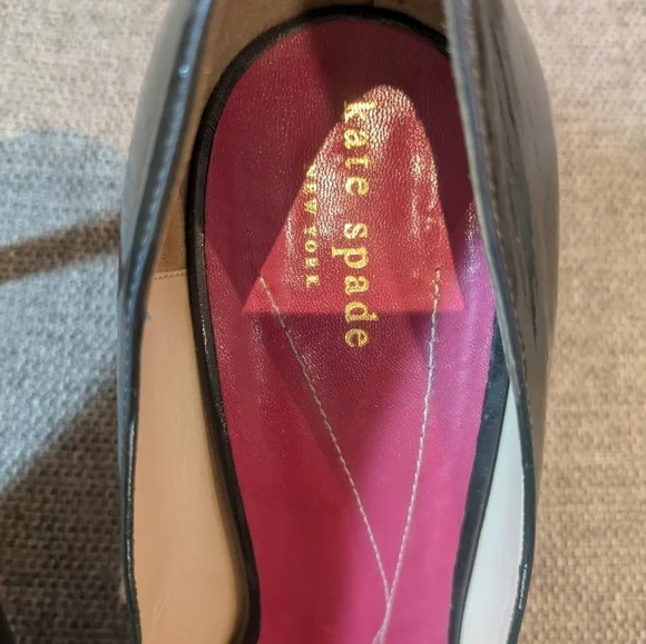 Kate Spade peep toe pumps dark green patent leather size 11 - Picture 8 of 8
